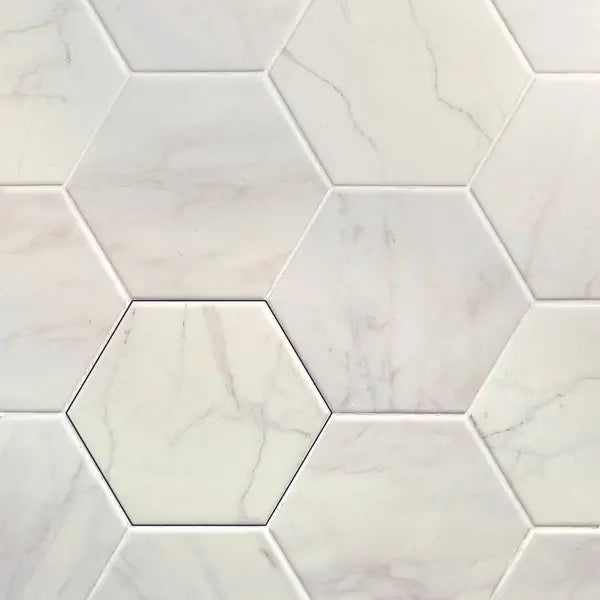 Bordaux Hexagon White 13.9x16cm Swatch 2