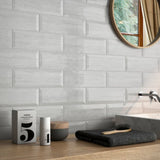 Creta Gris Brillo Bisel Bathroom